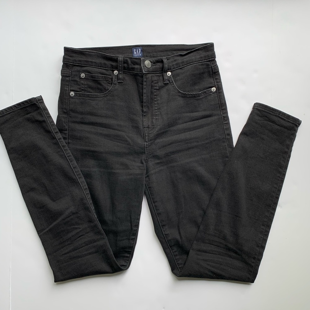 Gap black jeans 4/27R true skinny